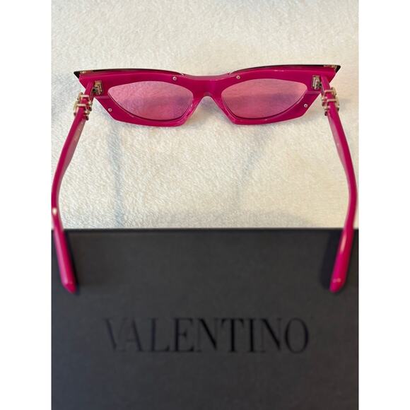 Valentino Sunglasses - V Gold Cut I VLS113C55 Pink & Gold Cat1 Size 55-17-142 - Picture 4 of 6